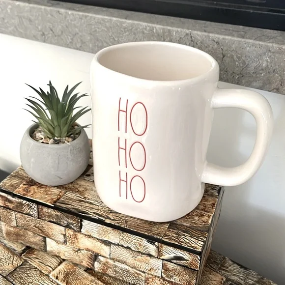 NWT RAE DUNN HO HO HO Christmas Large Ceramic Mug Festive Celebrate - Picture 6 of 7